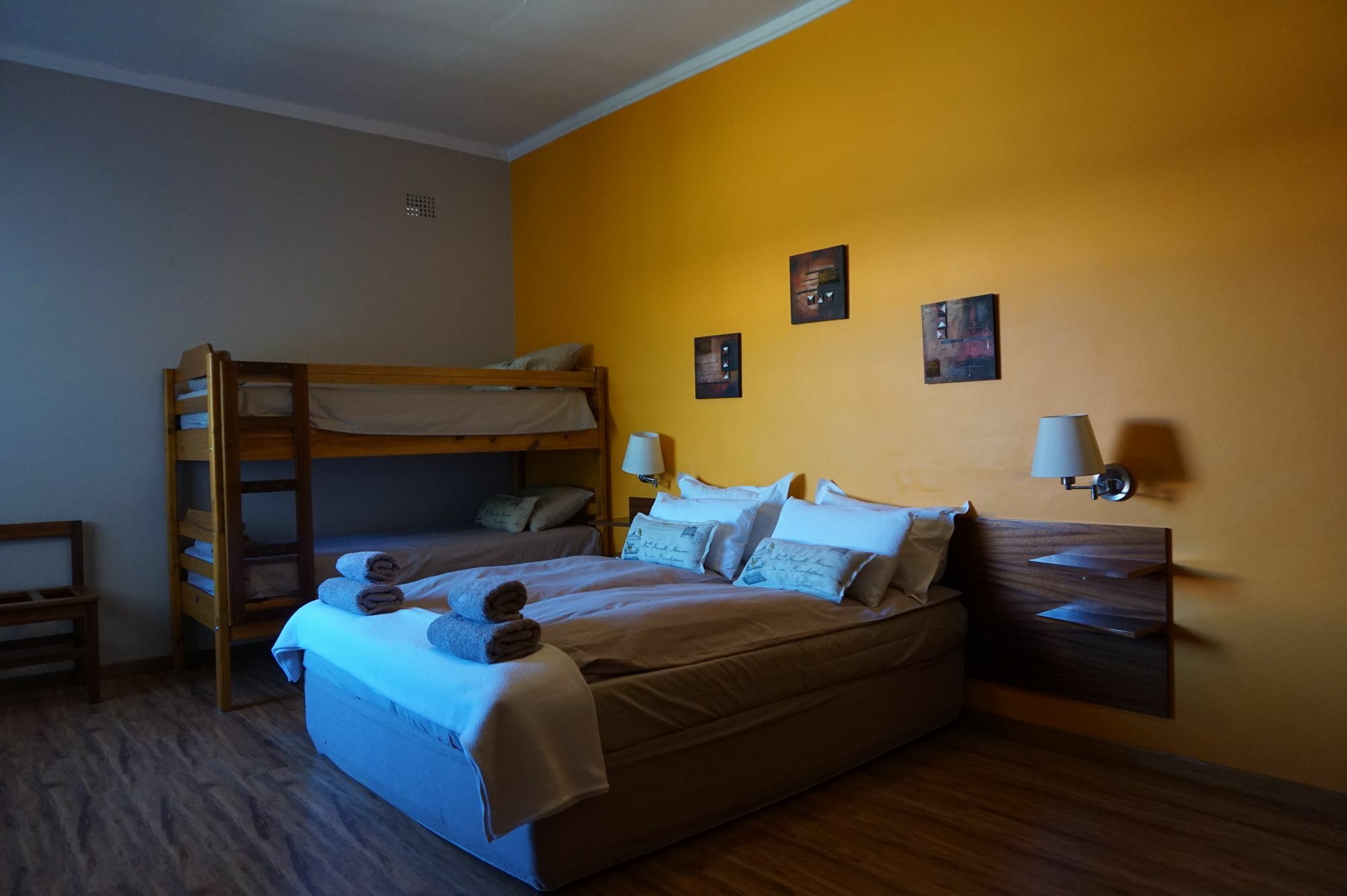 Omaruru Guesthouse Экстерьер фото